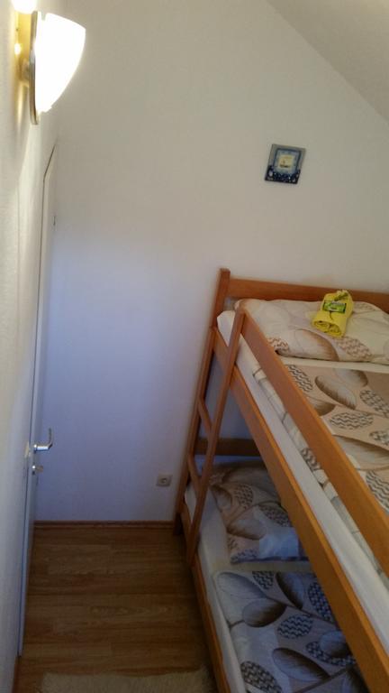 Holiday Home White House Sumartin Esterno foto